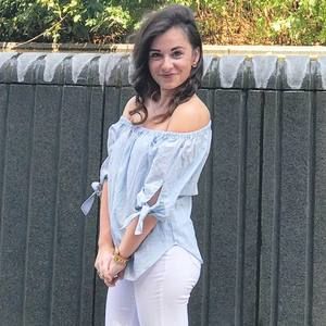 Meet your Posher, Tessa